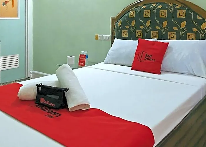 Reddoorz @ Bankal Lapulapu ホテル